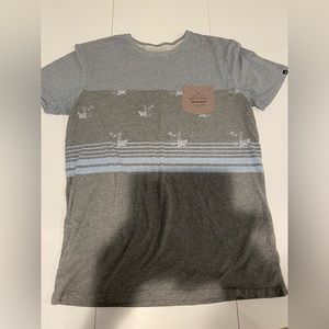 Men’s Medium Quicksilver Pocket Tee